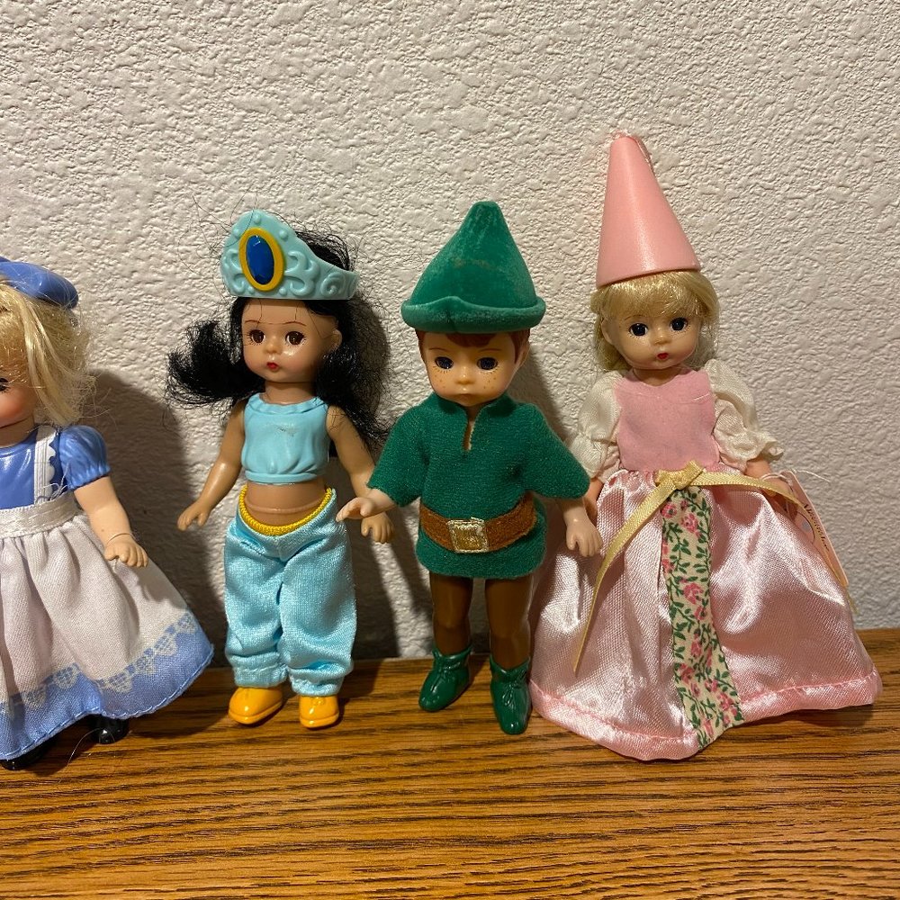 Six Madame Alexanders Doll Assortment - Picture 3 of 14